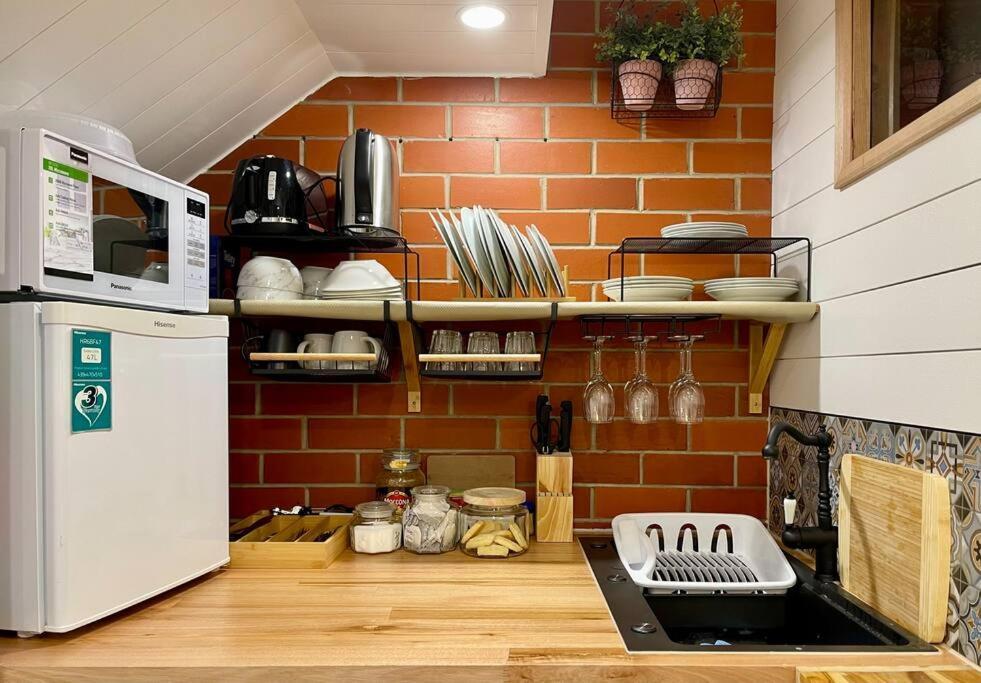 Lovely Brick Cottage With Amazing Water View Хоубарт Екстериор снимка